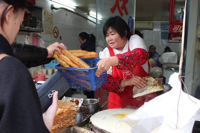 Private Guided Breakfast Tour of Former French Concession - The guide experience: Li, Paul, Rachel, Christina, and why that matters