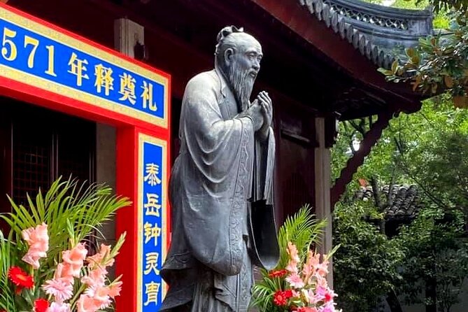 Private Half-Day Tour: Amazing Highlights of Old Shanghai - Should you book Amazing Highlights of Old Shanghai?
