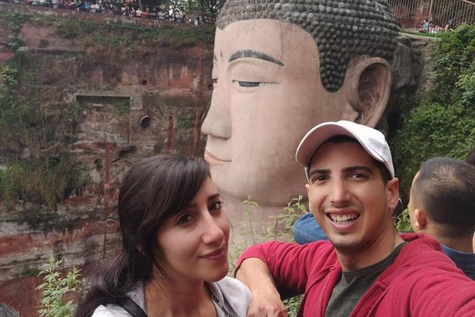 Private Leshan Giant Buddha and Local Food Tasting Trip - Old Leshan Food Tasting: Where the Day Gets Fun (and Local)