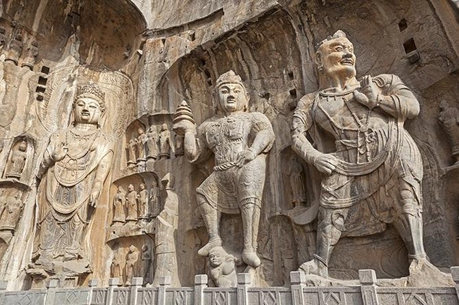 Private Luoyang Day Tour: Longmen Grottoes and White Horse Temple - Entering the UNESCO-listed Longmen Grottoes like a pro