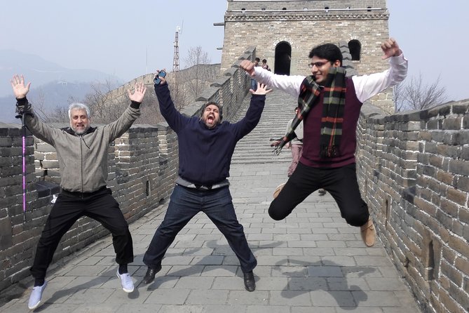 Private Mutianyu Great Wall Trip With English-Speaking Driver - The Smooth Entrance Moment: Tickets, Shuttle Bus, and Getting Oriented