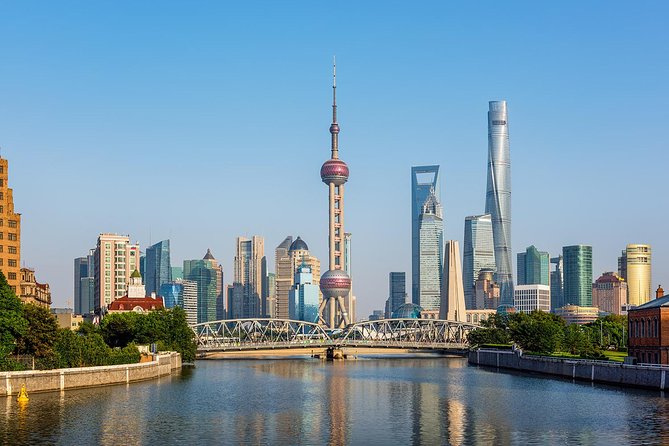 Private Shanghai Day Tour: Shanghai Museum, Yu Garden, Bund, Huangpu Cruise - How this tour makes Shanghai feel doable