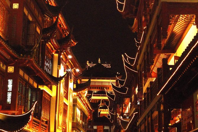 Private Shanghai Evening Street Food Walking and Cruise Tour - Timing, comfort, and small details that make the tour easier