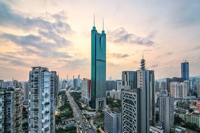 Private Shenzhen Day Trip from Guangzhou by Roundway Bullet Train - Luohu, an AI Auto-Drive Bus, and Getting Oriented Fast