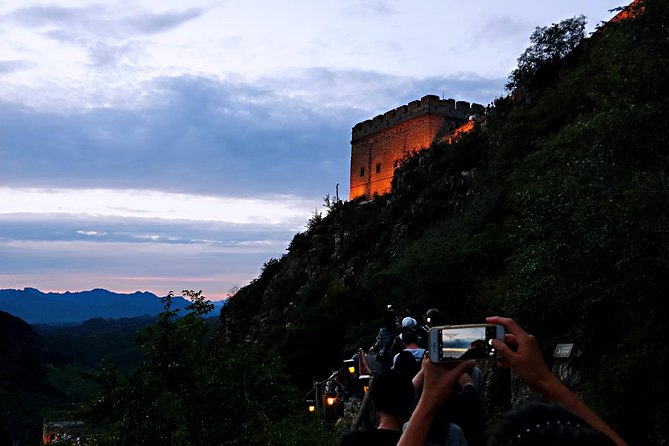 Private Sunset&Night Tour: Simatai Great Wall & Gubei Water Town - Gubei Water Town at Midday, Before the Great Wall Crowd