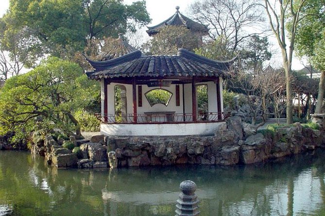 Private Suzhou Day Tour from Shanghai to Classical Gardens and Tongli Water Town - The 8:00 am pickup, and why timing matters