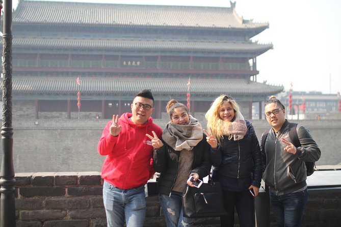 Private Tour: 2-Day/3-Day Xi'an Round-Trip from Shanghai by Air - Emperor Qin’s Terracotta Army: what you will actually notice on-site