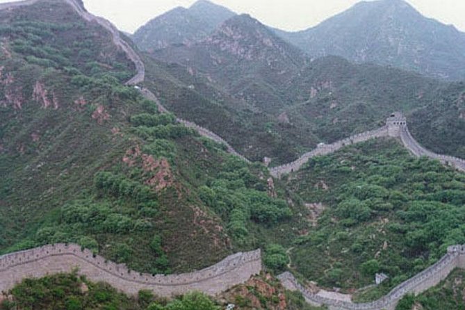 Private Tour: Half-Day Tour to Great Wall at Juyongguan - Meeting Your Guide and Getting There Smoothly
