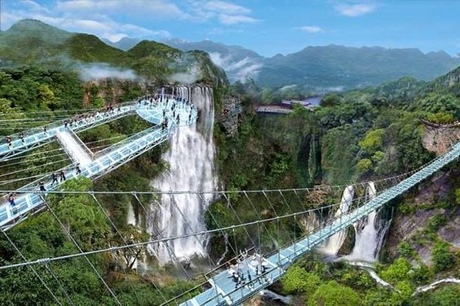 Private Tour to Gulong Canyon with Glass Bridge and Water Falls from Guangzhou - Your guided walk on the glass bridge and the UFO-style viewing platform