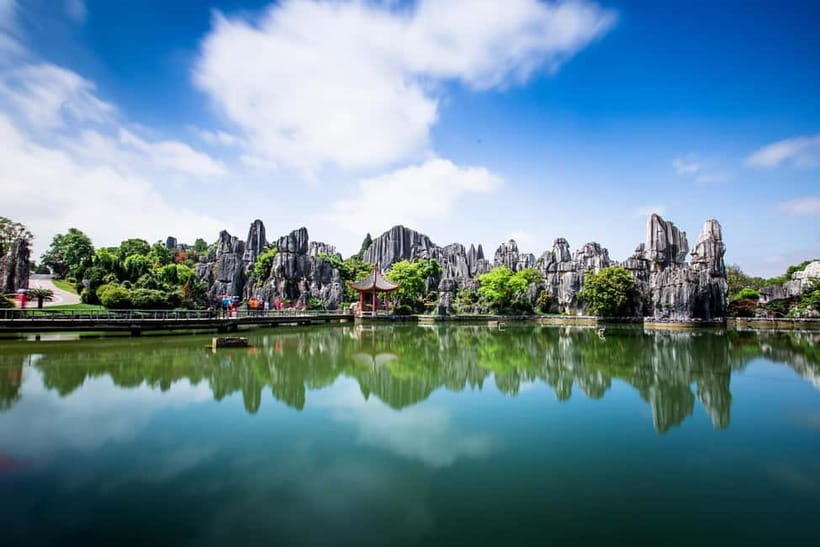 Private tour to Kunming Stone forest - Kunming Stone Forest, the karst you came for