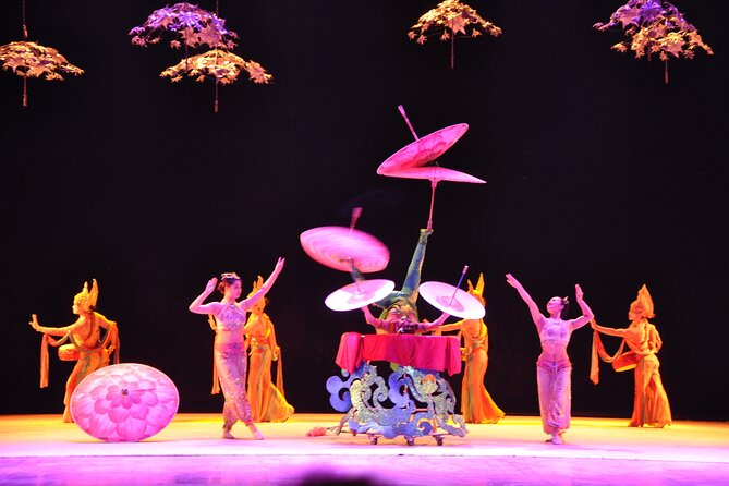Private Tour to Pearl Market Acrobatic Show & Peking Duck Dinner - Getting to the market at 4pm, the easy way