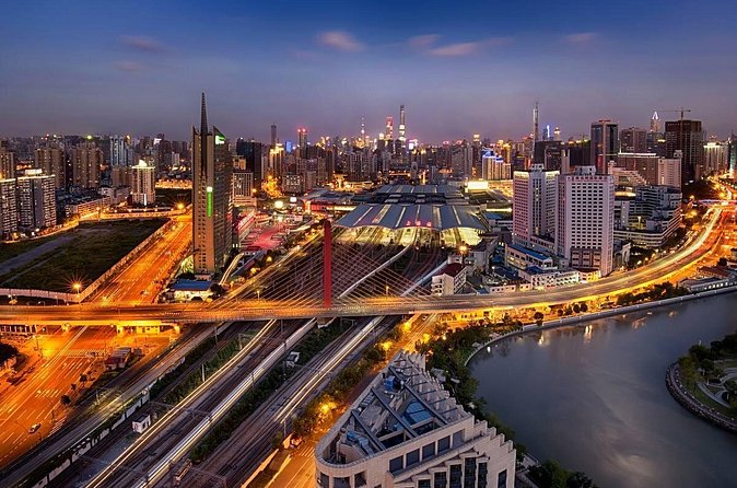 Private Transfer to Shanghai Railway Station from City Hotels or Outskirts - Should You Book This Private Transfer to Shanghai Railway Station?