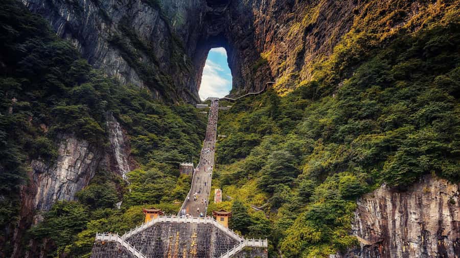 Private VIP Zhangjiajie Tianmen Mountain Day Tour - Private VIP Pickup and Getting Oriented Fast in Zhangjiajie