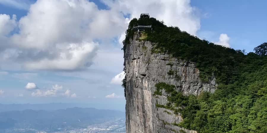 Private VIP Zhangjiajie Tianmen Mountain Day Tour - Climb the Heavenly Ladder to the Tianmen Cave Gateway
