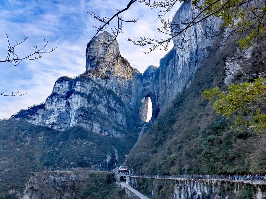 Private VIP Zhangjiajie Tianmen Mountain Day Tour - Cable Car Views Before You Start the 999 Steps