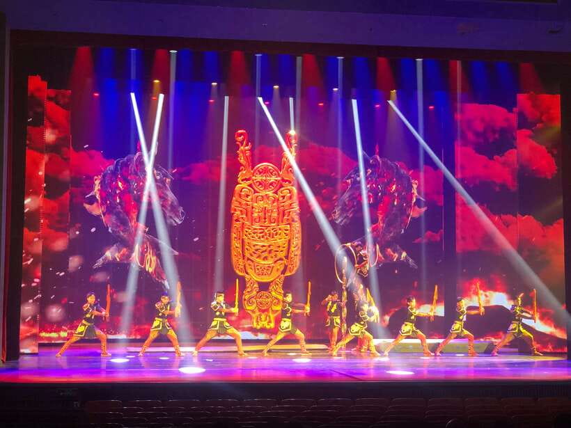 Red Theatre Beijing Acrobatics Show Ticket - Red Theatre Beijing Acrobatics, One Hour Of High-Impact Performance