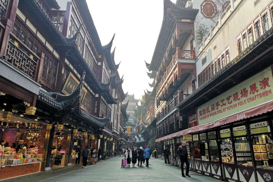 Shanghai: 3-Hour Old Shanghai City Tour - From shikumen to Xintiandi: how the French Concession era got reworked