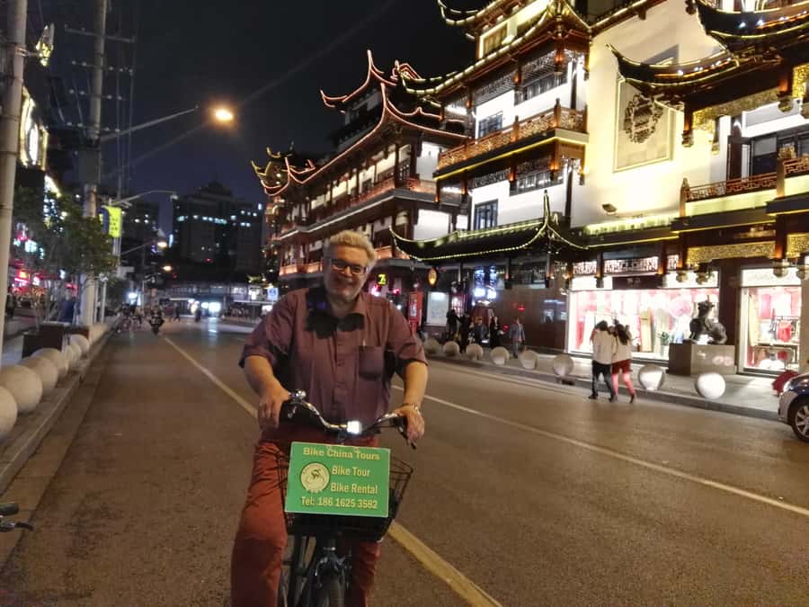 Shanghai: 4-Hour Nightlife Adventure & Tasting Bike Tour - Should You Book This Huangpu River Nightlife Adventure?