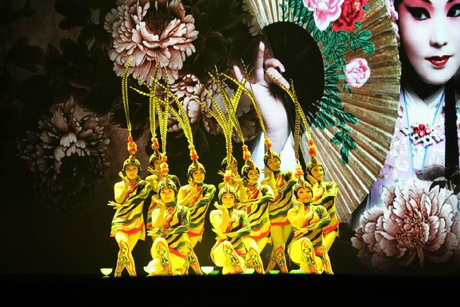 Shanghai Acrobatic Show Ticket with Private Transfer - What you see at Shanghai Circus World (and why it is worth your time)