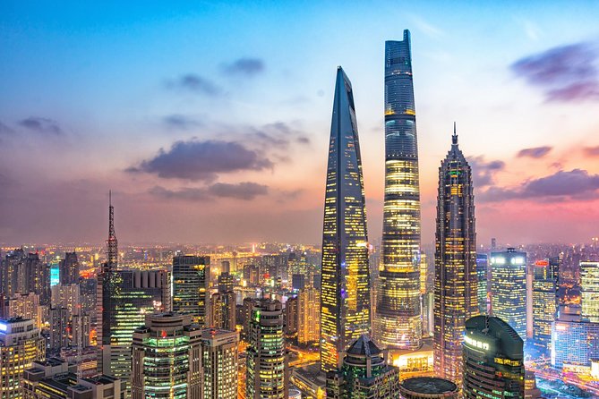 Shanghai Bus Tour:Yu Garden,Chenghuang,Zhujiajiao Water Town,Bund - Yu Garden’s calm break: 1 hour 10 minutes in a 400-year-old classic