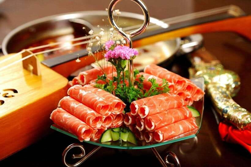 Shanghai By Night: Amazing River Cruise and Hot Pot Dinning - Included drinks and why this meal feels easier than a self-planned dinner