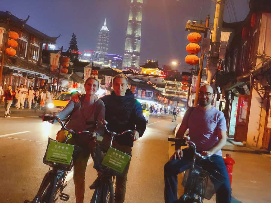 Shanghai Charming Night Small Group Bike Tour - Meeting In The Right Place, Then Getting Rolling Fast