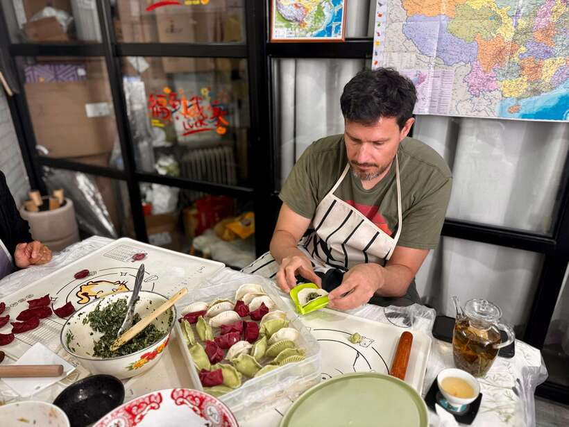 Shanghai-Cooking Dumpling & Meal in Local Family-w/Vegan - The meal after: tea, local sides, and how to handle strong flavors