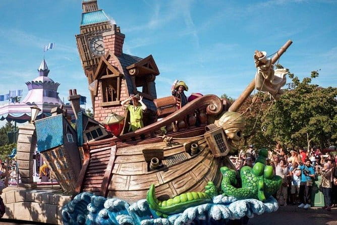 shanghai Disney+shanghai one day city highlights tour (two days) - Day 1 at Shanghai Disneyland: Pickup, Tickets, and Getting In Fast