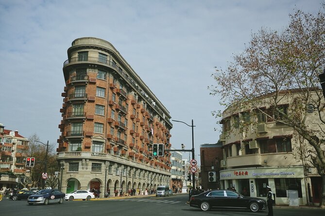 Shanghai French Concession Walking Tour-Tip Based - Jinjiang Hotel, where modern Shanghai meets a China-US turning point