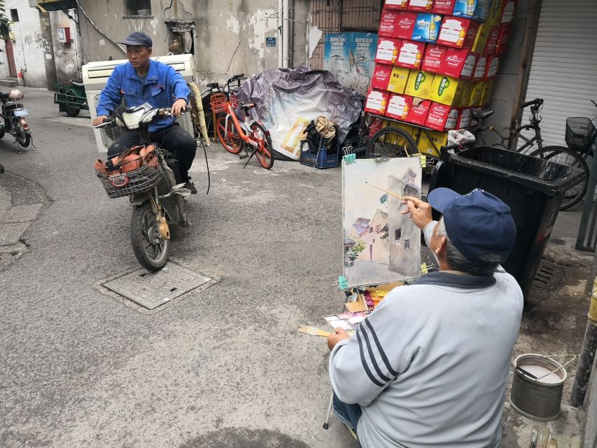 Shanghai: Full Day Classic Bike Tour With an Authentic Lunch - Xintiandi pedestrian lanes and the feeling of fashion-focused Shanghai