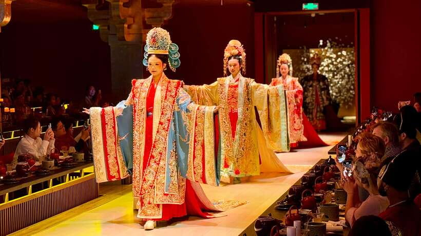 Shanghai Guided Royal Banquet Photo (Incl) with Massage Opt - Meeting Point and Timing: The Part That Actually Affects Your Night
