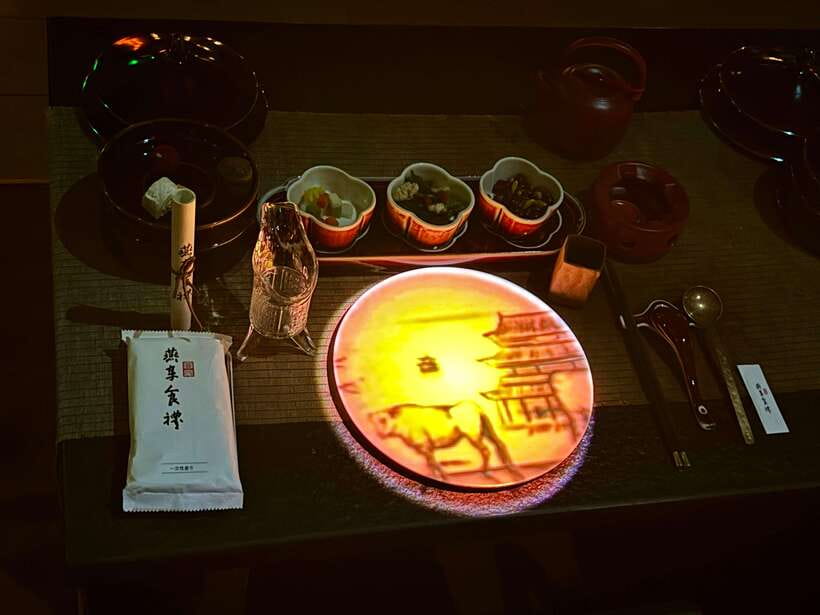 Shanghai Immersive Royal Banquet+Photo, Bar/Massage Options - Dressing up and getting photo-ready the right way