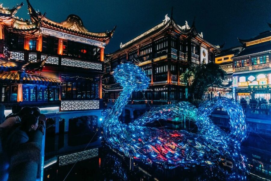 Shanghai in 5 Hours: River Cruise, Shanghai Tower & Dining - Who should book this Shanghai in 5 Hours tour
