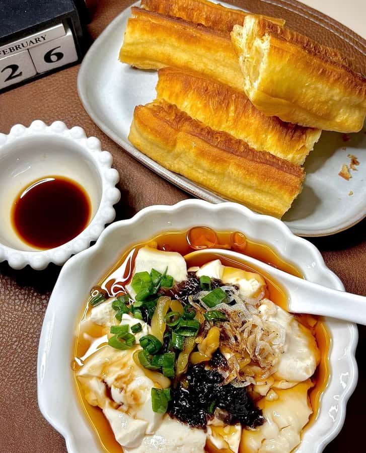 Shanghai Local Food Taste in former French Concession - Why the architecture route matters: French Concession to Xujiahui