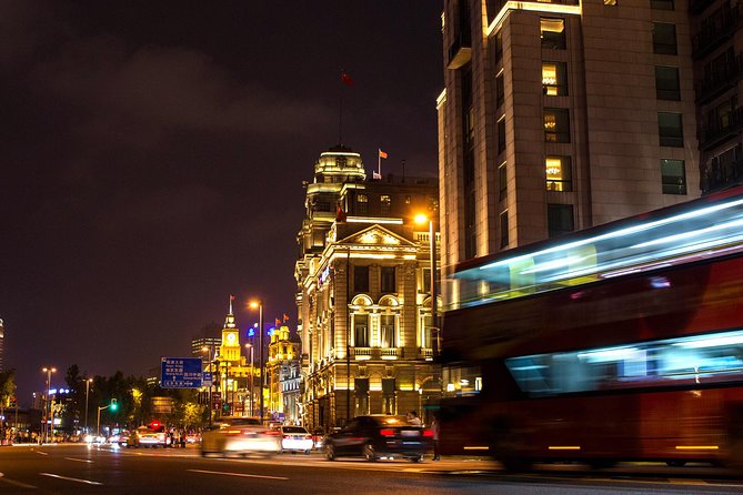 Shanghai Nightlife: Bars in The Bund and Old French Concession - The 8pm start: timing, dress code, and how to stay comfortable