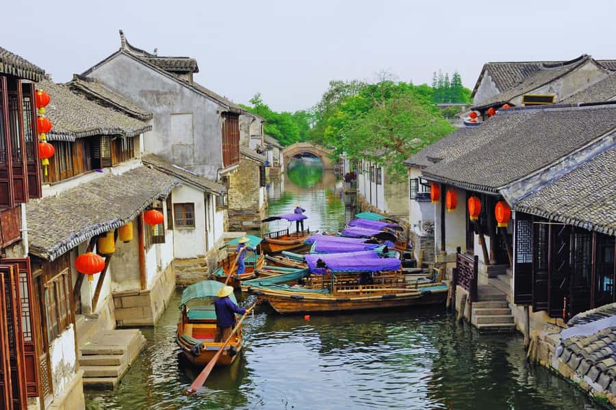 Shanghai：Old Town, Yu Garden, Zhujiajiao Water Town Bus Tour - Meeting at Yuyuan Garden: Start Smart and Don’t Be Late