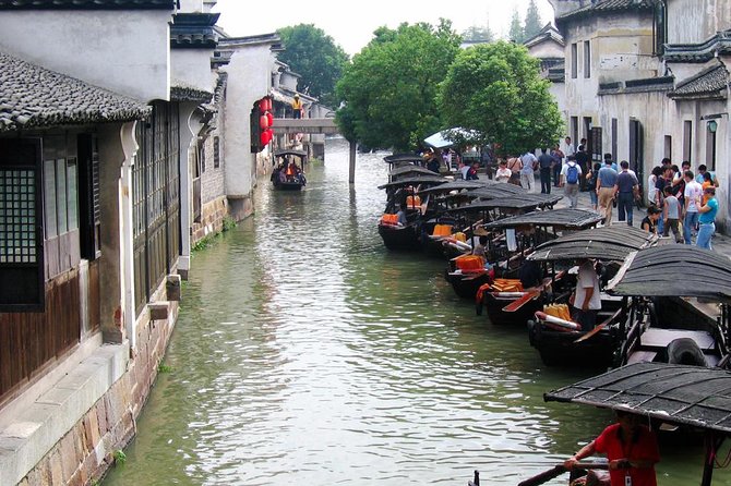 Shanghai Private Tour: Zhujiajiao Water Town and Boat Ride - Why Zhujiajiao feels like a different side of Shanghai