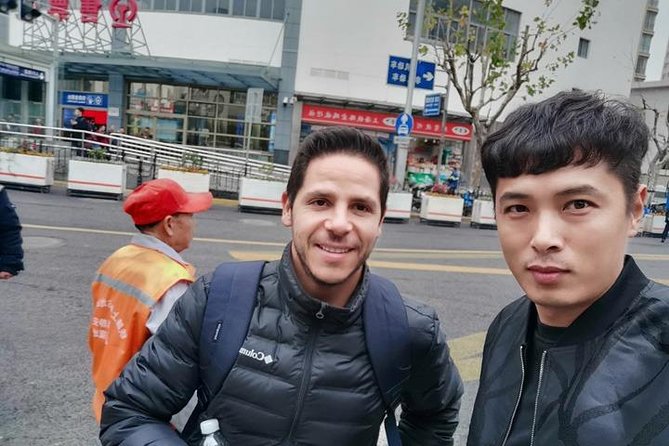 Shanghai Pudong Airport to Shanghai Hotels: Private with Meet & Greet Service - Price and value: $35 for private door-to-door peace