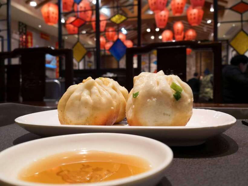 Shanghai: Top 5 Highlights All Inclusive Private Day Tour - Jade Buddha Temple for the Two Jade Statues