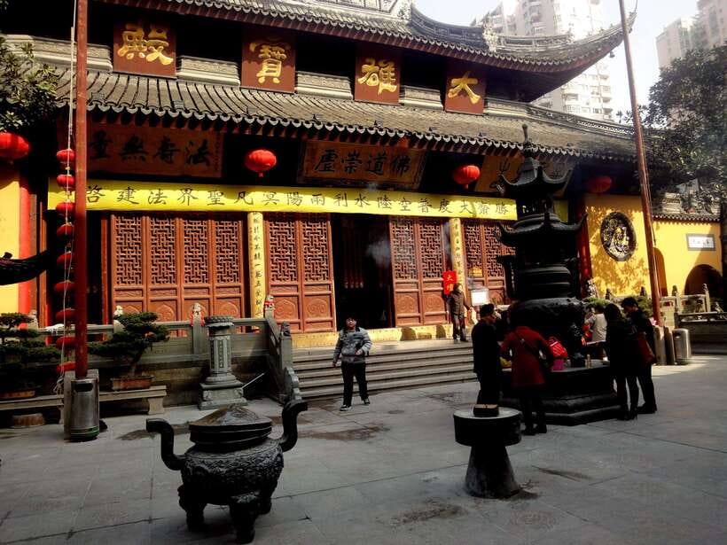 Shanghai: Top 5 Highlights All Inclusive Private Day Tour - French Concession Stroll for Tree-Lined Streets and Easy Wander Time