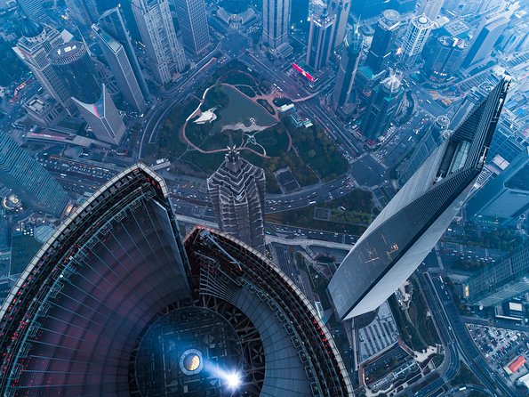 Shanghai Tower Admission Ticket - The one thing that matters at the gate: use the QR code