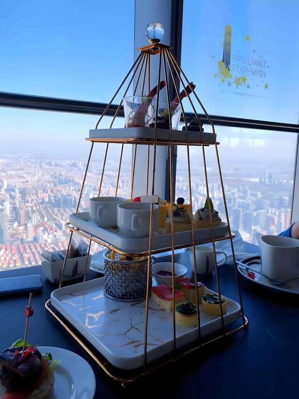 Shanghai Tower: Lunch or Dinner on the 119th Floor - The 118th Floor Observation Deck: Your 360 Degree Reality Check