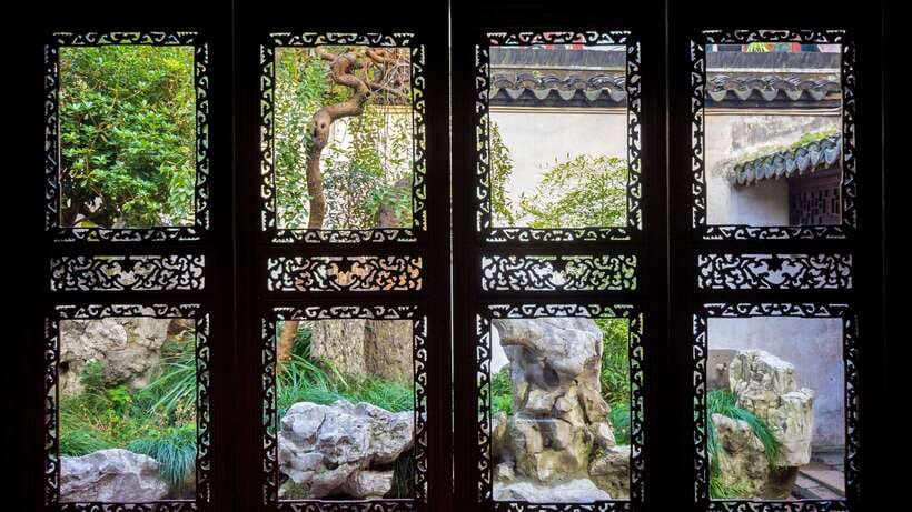 Shanghai: Yu Garden Entry or Zhujiajiao Water Town，Bund Tour - Price and Value: Is It Worth $18?