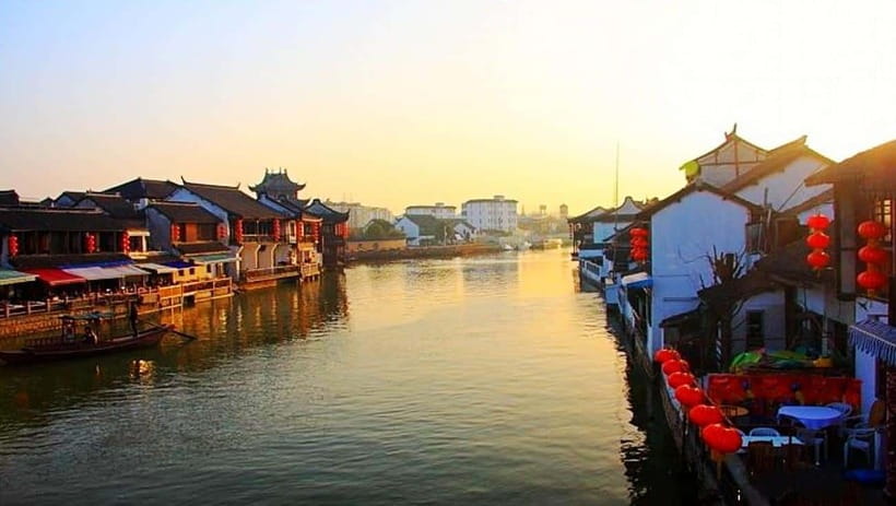 Shanghai: Zhujiajiao Private Tour w/ Boat Ride & Garden - Water markets and street food: crafts, trinkets, and where a guide saves you time