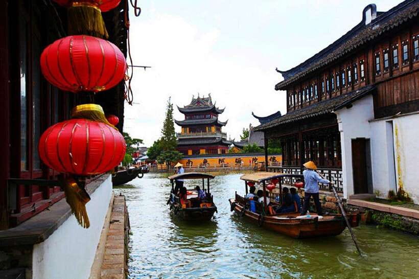 Shanghai: Zhujiajiao Private Tour w/ Boat Ride & Garden - Kezhi Garden in a Qing style: calm pacing when you need a break