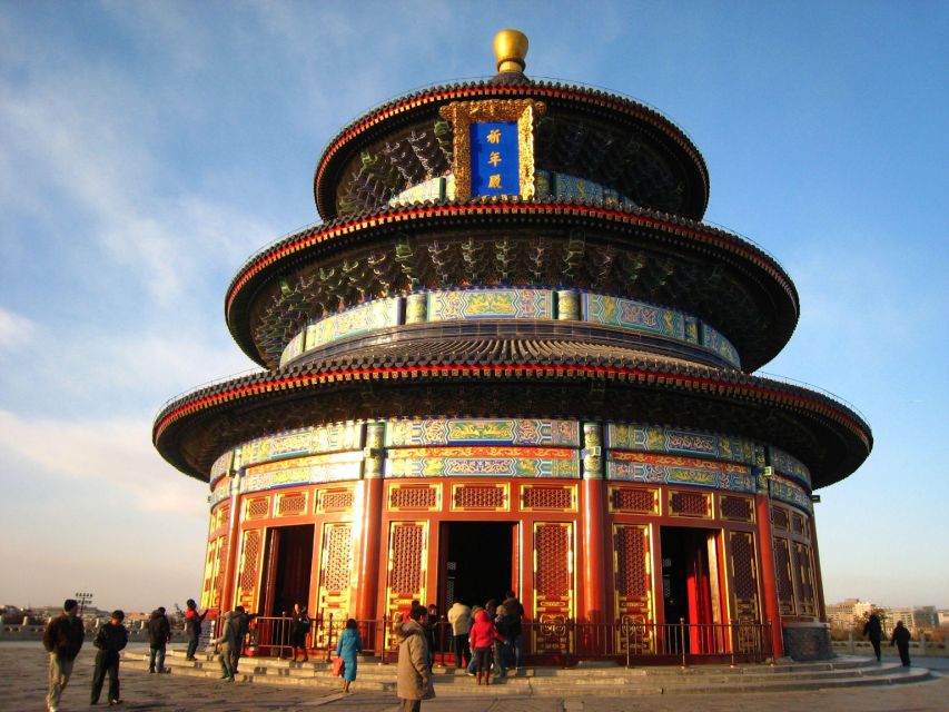 Small-Group Beijing City Highlights Tour With Lunch - Guide quality and group size: stay with the plan