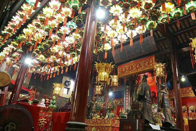 Small-Group Tour: The best bites of Hong Kong Island - Price and timing: what $131.20 buys you in 3 hours