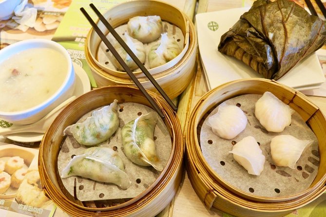 Small-Group Tour: The best bites of Mongkok - What you see between bites, wet markets and 618 Shanghai Street revitalization