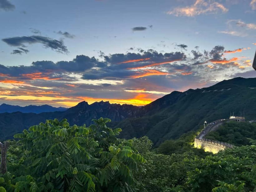 Sunset Glow at Mutianyu Great Wall Night Bus Tour+Ticket - Meeting in Beijing: finding your BusDa guide at Hepingxiqiao