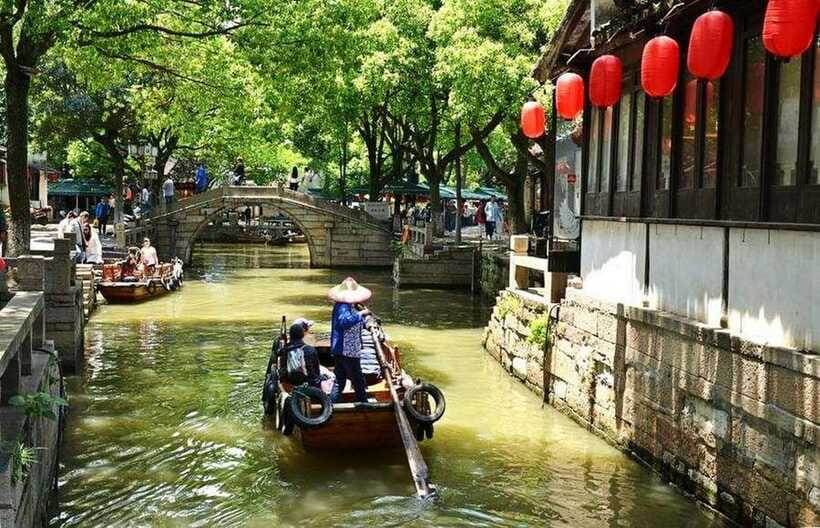 Suzhou and Tongli Water Town Private Day Trip from Shanghai - Price and Logistics: what you actually pay for